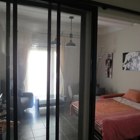 Appartement Avec Jardin Privatif Fréjus エクステリア 写真