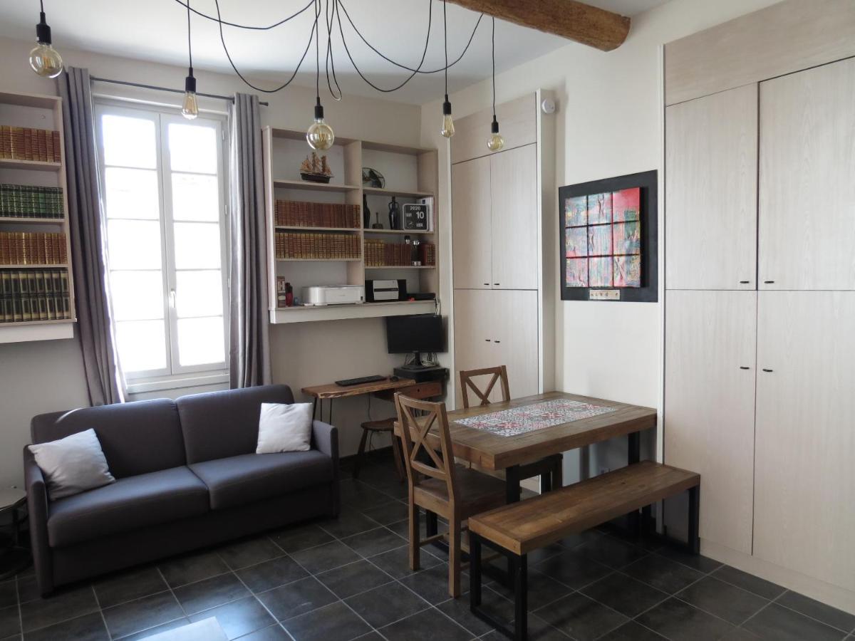 Appartement Avec Jardin Privatif Fréjus エクステリア 写真